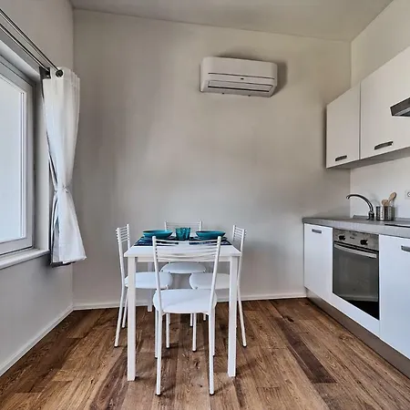 Apartment Marina *