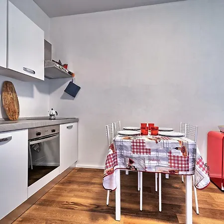 Apartment Marina Colico